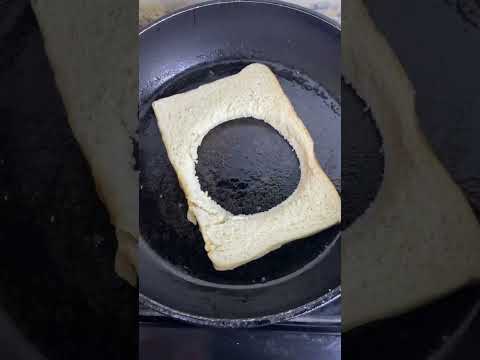 Quick breakfast recipe #cheese #bread #kitchenadventure #eggs