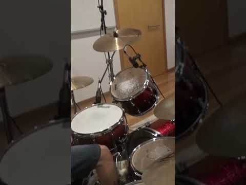 Drum Cover: Mr Meaner - Russian Roulette  - Chorus playout. Ear Worm Warning.