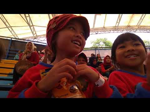 BATU SECRET ZOO WILLY & LARO
