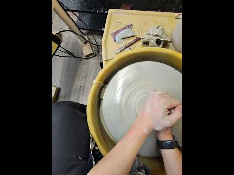 POV - learning pottery wheel throwing - centering pt1