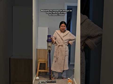 realising my house will always be messy because of this #catmum #cats #catlife #catlover