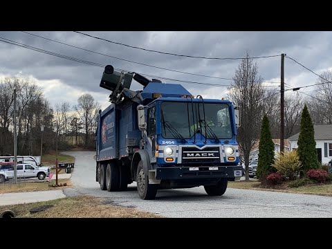 Republic Services Mack MRU Heil Python on recycling