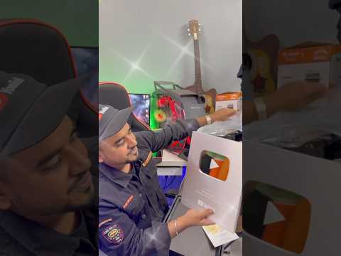 Finally 5 Saal Baad mila 🥹🥹 #youtube #silverplaybutton