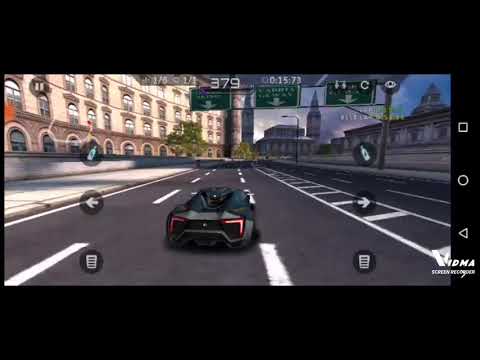 Playing car race while my second phone cant open
