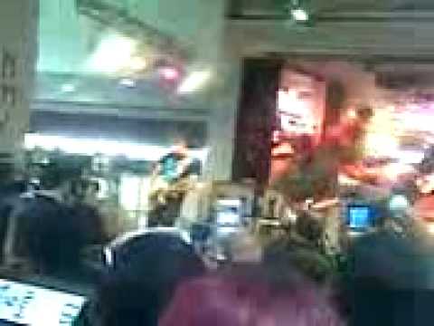 Bloc Party - Trojan Horse LIVE HMV