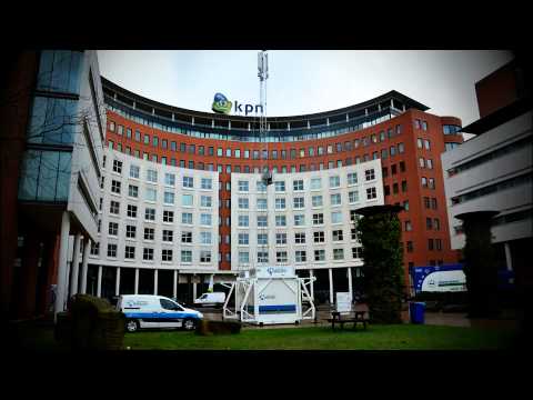 VWT verrast KPN met mobiele 'kerstboom'