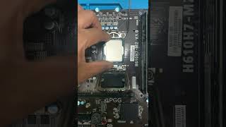 CPU installation intel I5 12400F #shorts