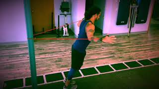 Exercise band - Alt lunge with wide fly