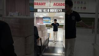 What has he ordered 👀 #jee #iit #giveaway