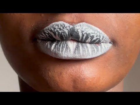 BETTLEJUICE LIPSTICK TREND TUTORIAL ( step by step tutorial) / Beginner Friendly.