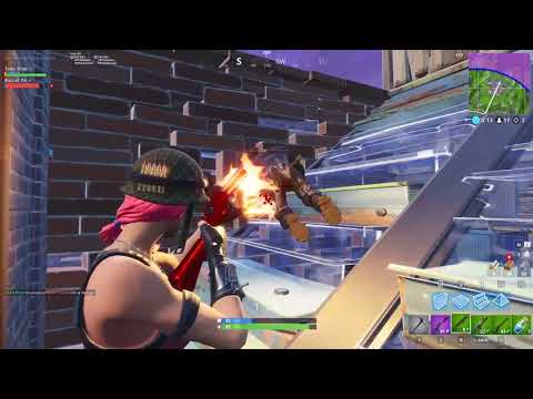 Saving my duo buddy's  ass