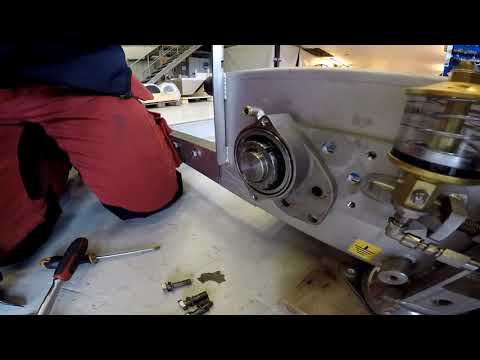 how to replacing bearing on scraper main shaft on the #MudCube