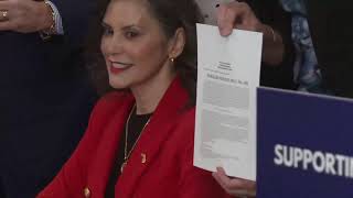 LIVE: Gov. Whitmer is singing a new law to reduce cellphone distractions in school