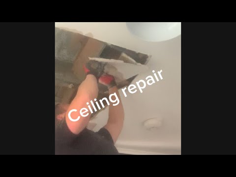 Plastering water damaged ceiling #howtoplaster #plasterwall #skimming #renovation #homerenovation