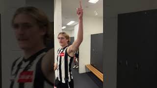 Celebrating the win in the locker room 😤🖤🤍