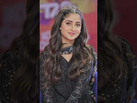 Famous Pakistani actress who is your favorite🥰#actress #celebrity #drama #dananeer #ainaasif #hania
