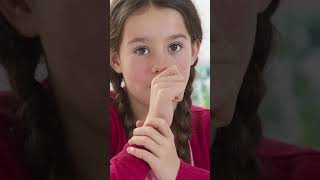 👍🏻 अंगूठा चूसना क्यू है नुक्सानदार ? I Side effects of Thumb Sucking I Dr. Navita