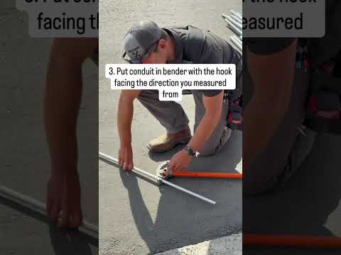 Hand Bend 3/4” Conduit #commercialelectrician #pipebending #conduit #conduit bending #howto