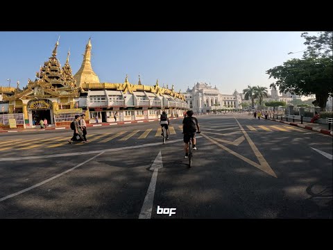 Group Riding in Downtown | Bonus Track.