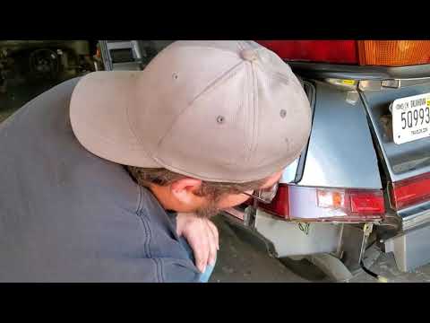 88 Honda Goldwing Gl1500 side bag removal