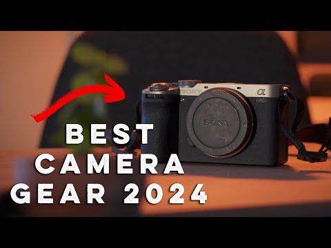 My Photography Bag Essentials - (How to Travel Light)