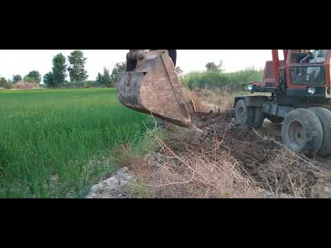 Crane making Road roadside || heavy powered machine