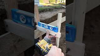 Setting forms #diy #construction #asmr #concrete #pavers