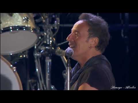 BRUCE SPRINGSTEEN - DANCING IN THE DARK // THE BOSS HQ