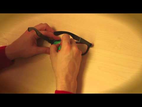KIT KAT: Learn how to make 3D glasses