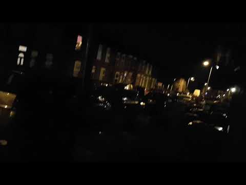 People cheering for NHS | Coronavirus 2020