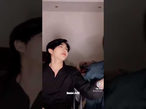 when he pulled him back for another kiss 😘🥰 #@BLDRAMA13 😌:XiangYang_Li Yu#BL #Gaycouple #Lgbt
