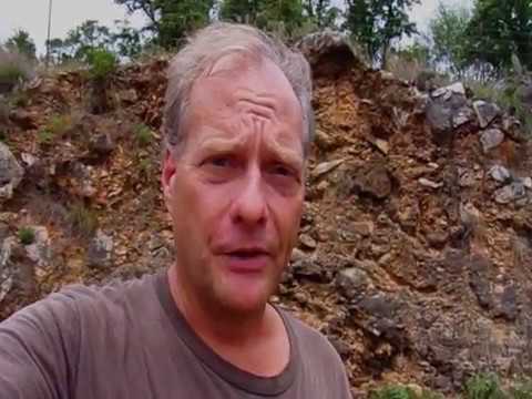 Touring Wonder World Cave.