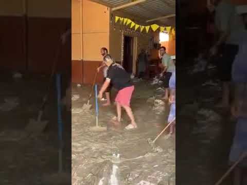 لما انت ورفيقك تشتغلو بل خرا
