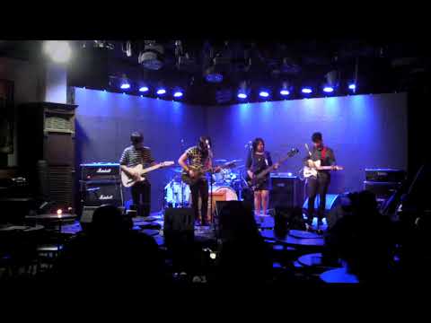 Populardays - Sunshine Smile Live at 19 East