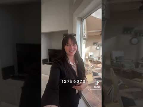 Gorgeous townhouse with the Golf Course views