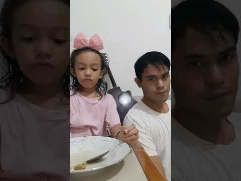 nemenin ponakan makan