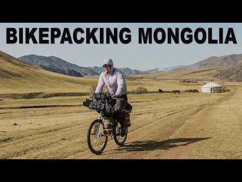 Cycling across the world's emptiest country 🇲🇳