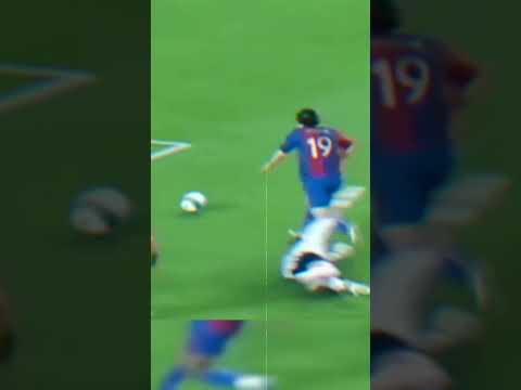 Commentators' Reactions: Messi vs. Ronaldo Differences 🎙️⚽