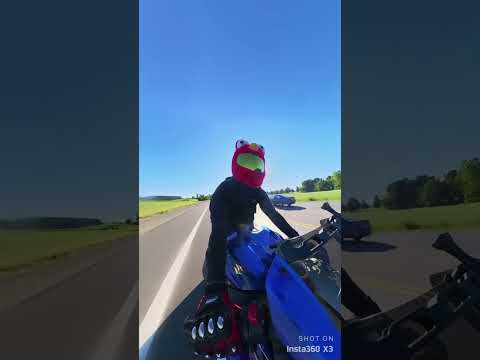 ✈️ #elmo #motorcycle #bikelife #motorbike #sportsbike #suzuki #gsxr1000 #flyover