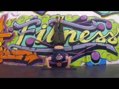 FMCS   Headstand
