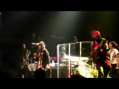 Steel Pulse - Jerry Johnson sax solo - Drug Squad