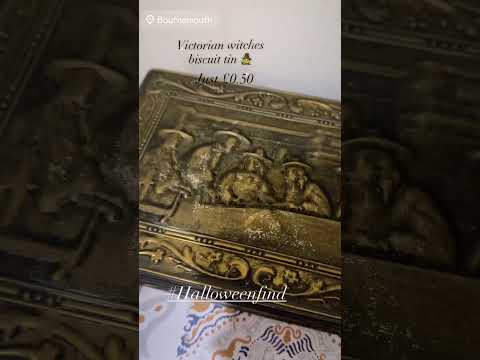 ✨sold✨Halloween 🧙‍♀️find at the Charity £0.50! #halloween #spooky #thrift #lifestyle #vintage #old