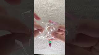 how to make a rubber band bracelet