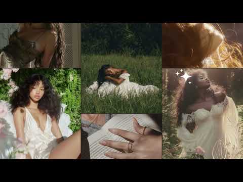 Siren Beauty. Bombshell Beauty.Prettiest girl I've ever seen.