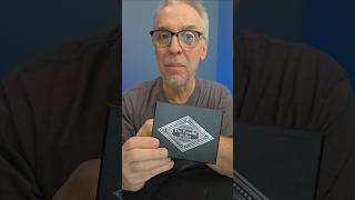 The Paralell: 60 second magic wallet review