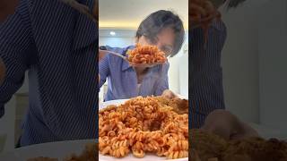 Ramazanda Salçalı makarna yapıyoruzz #keşfet #ytdayibenionecikarnolur #shorts #asmr