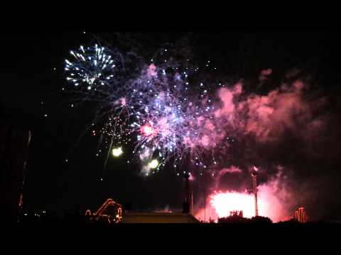 Beautiful La Ronde fireworks