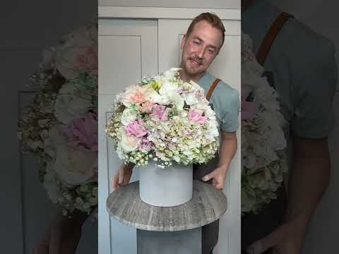 Dyed Flowers- Trendy or Tacky? #floraldesign