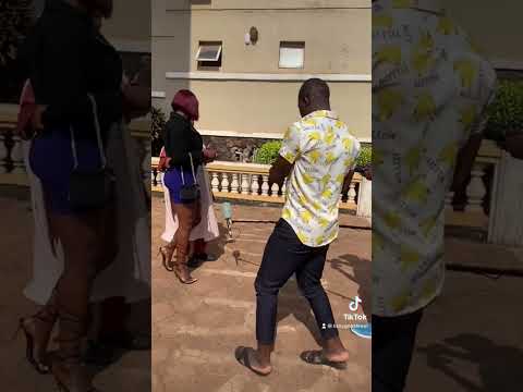 she was beaten cos she slept with this woman,s husband ….watch till the end