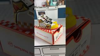 MiniVerse Pizza Sneakers! 👟🍕 #miniverse #miniversesneakers #minatures #sneakers